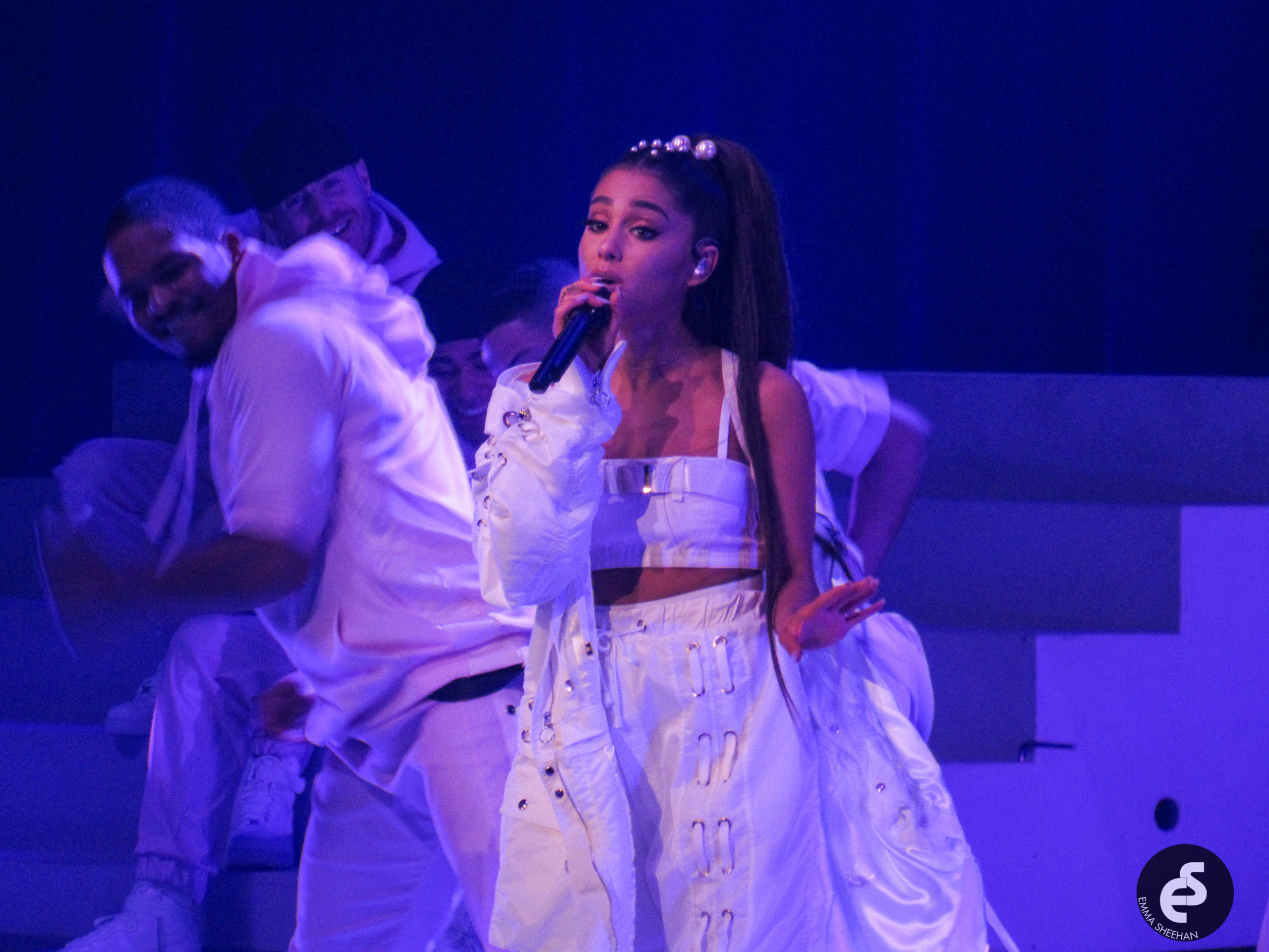 Ariana Grande singing at the Sweetener world tour
